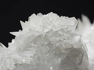 ホウ酸の結晶